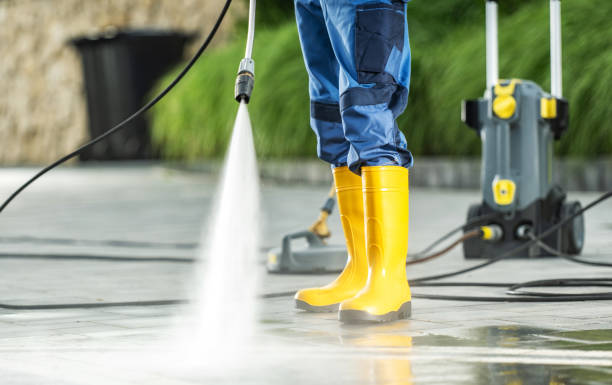 Best Commercial Building Pressure Washing  in Elverson, PA